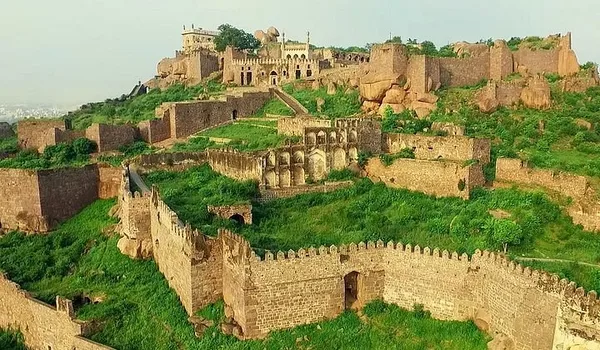 Featured Image of Golconda Fort